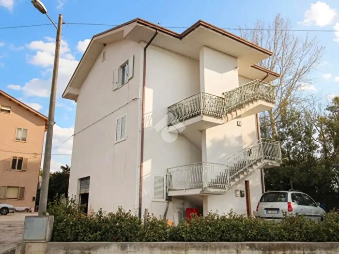 Appartamento trilocale in vendita in Str Faleriense, SantElpidio A Mare