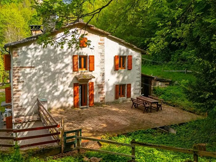 Casa con 5 locali in vendita in Contrada Biasioli, Erbezzo
