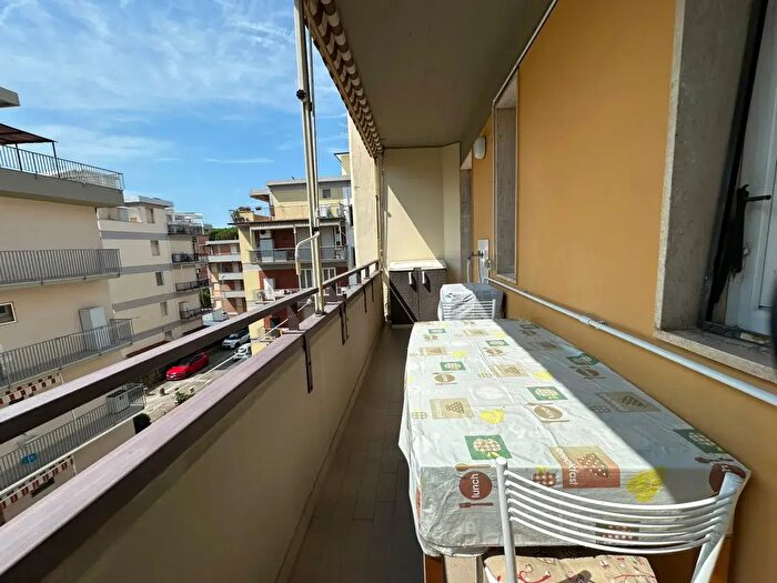 Appartamento bilocale in vendita in Via Lago di Como, Follonica