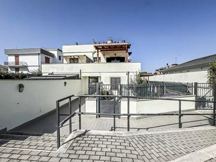 Appartamento bilocale in vendita in Via Giuseppe Pellizza, Roma