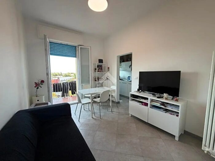 Appartamento quadrilocale in vendita in Via Bassa dei Sassi, Bologna