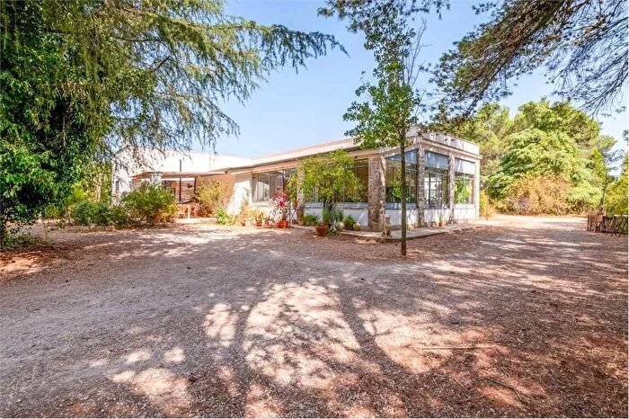 Casa con 5 locali in vendita in Via Monti del Duca Zona H Martina Franca, Martina Franca