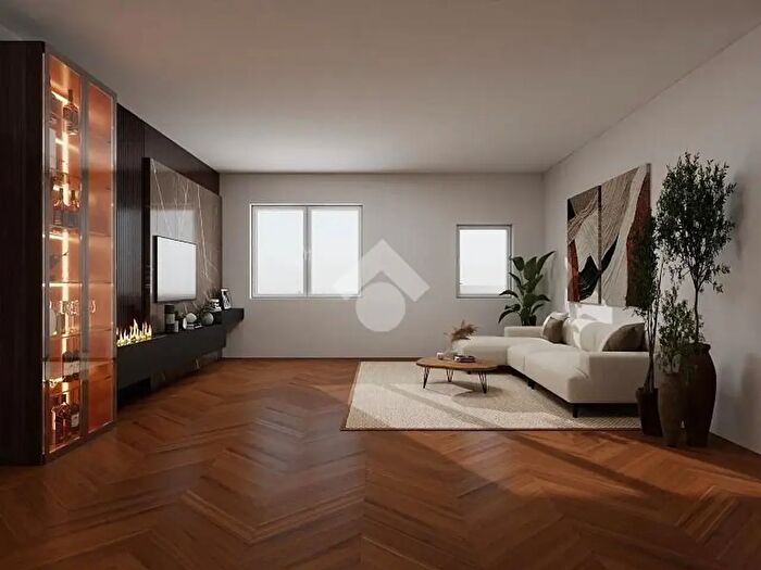 Appartamento trilocale in vendita in Via Rodolfo Morandi, Alghero