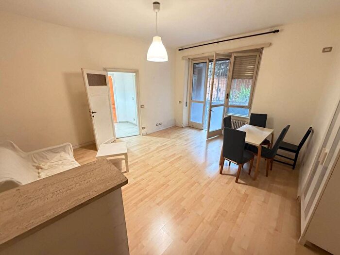 Appartamento trilocale in affitto in Via Tripolitania, Africano Villa Chigi, Roma