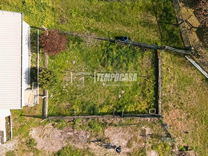 Appartamento trilocale in vendita in Via Ceppetto a, Rogeno