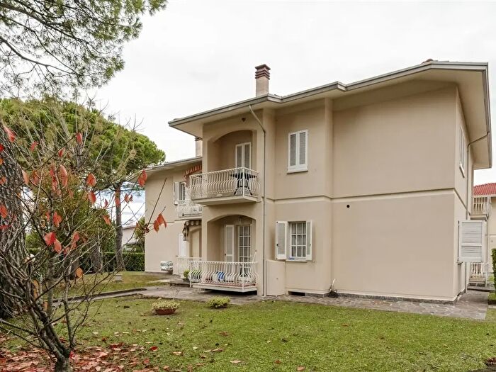 Appartamento trilocale in vendita in Sirmione