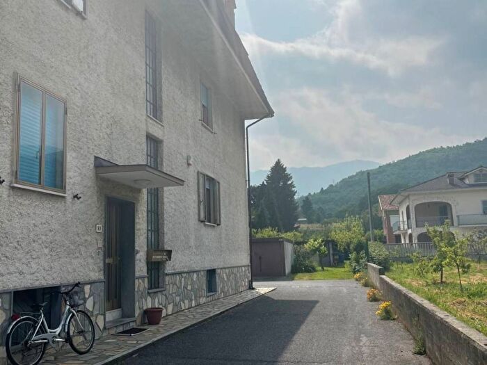 Casa quadrilocale in affitto in Via Roberto Lepetit, Centro, Garessio