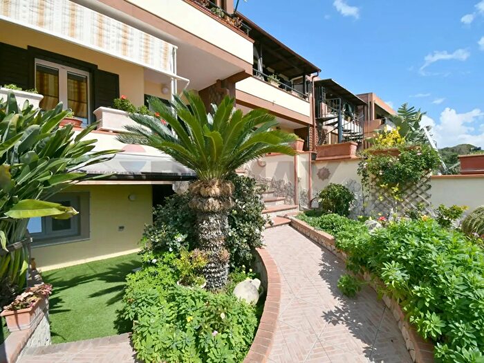 Appartamento quadrilocale in vendita in Quartu Sant'Elena