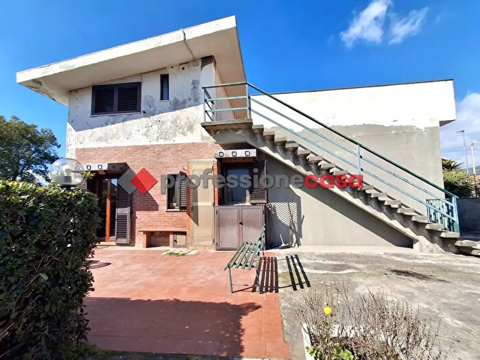 Casa con 5 locali in vendita in Via Trieste, Mascalucia