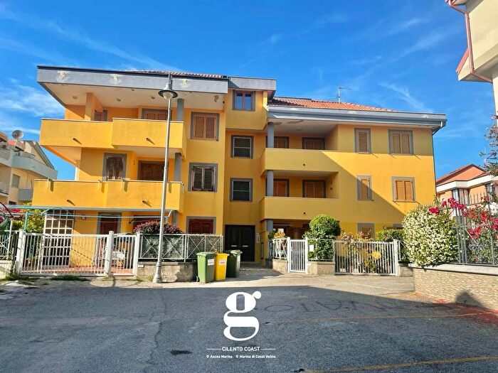 Casa bilocale in vendita in Via Acqua Marina, Casal Velino