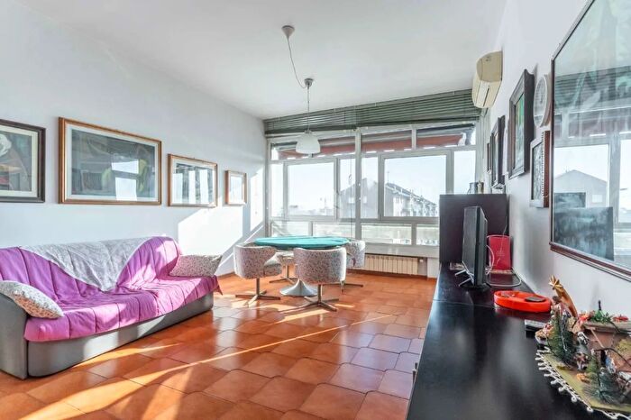 Appartamento con 5 locali in vendita in Largo Risorgimento, Trezzano Sul Naviglio