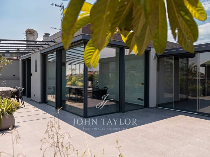 Casa con 5 locali in affitto in Piazza Febbraio, Sempione, Milano