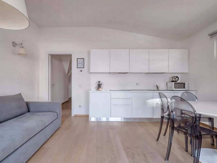 Appartamento trilocale in affitto in Corso Como, Garibaldi Corso Como, Milano