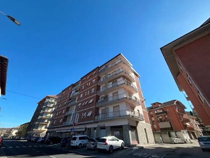 Appartamento quadrilocale in vendita in Corso Piave, Santo Stefano Belbo