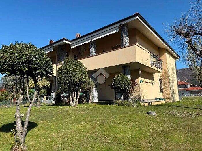 Appartamento quadrilocale in vendita in Viale Europa, Balangero