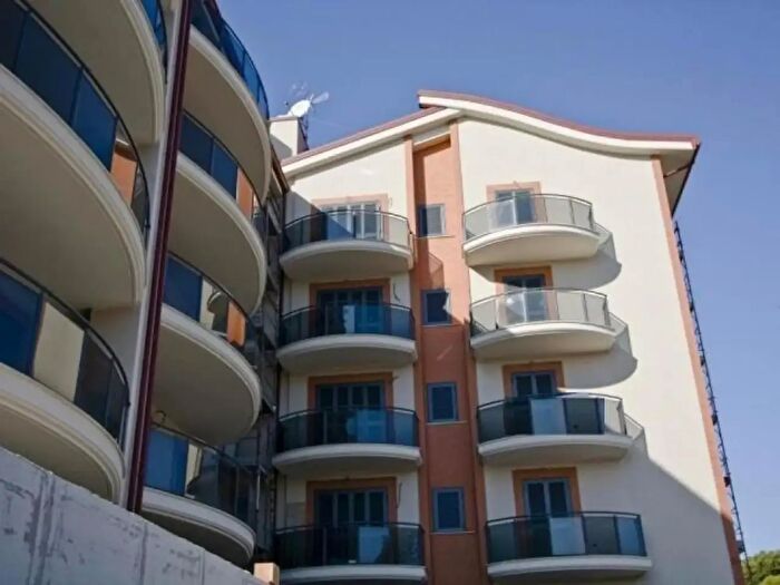 Appartamento quadrilocale in vendita in Via Padre Massaruti, Roma