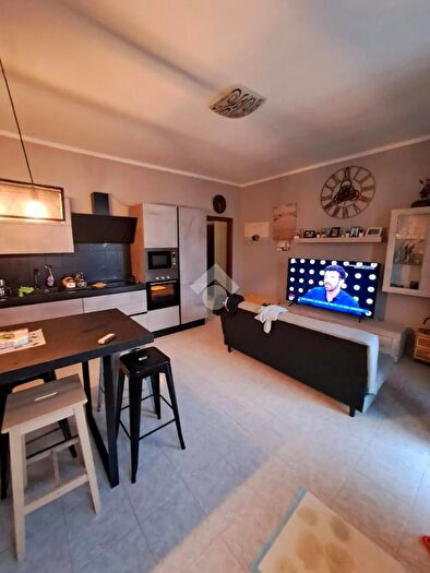 Appartamento trilocale in vendita in Strada Ciriè, San Carlo Canavese