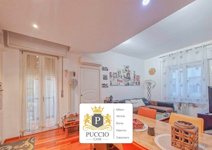 Appartamento quadrilocale in vendita in Via Angelo Scarsellini, Verona