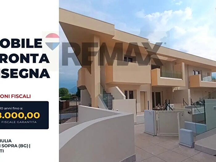 Appartamento quadrilocale in vendita in Via Cesare Battisti, Brembate Di Sopra