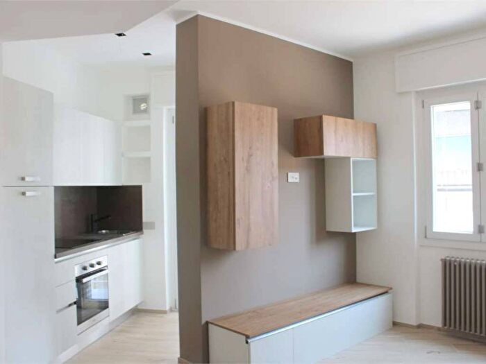 Appartamento bilocale in affitto in PIAZZA CAVOUR, Intra Centro Storico, Verbania