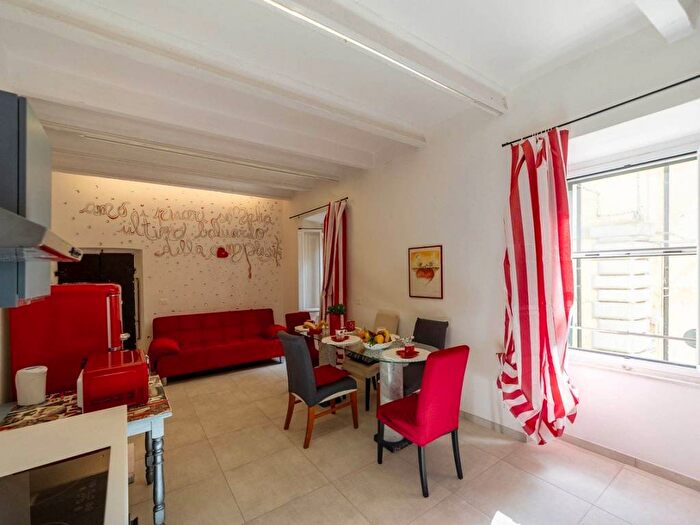 Appartamento quadrilocale in affitto in Corso Italia, Centro, Orbetello