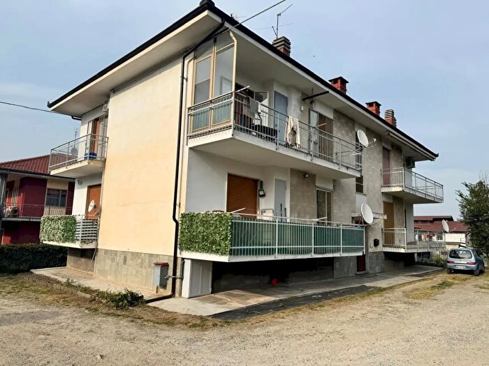 Appartamento quadrilocale in vendita in Via Cave, Bagnolo Piemonte