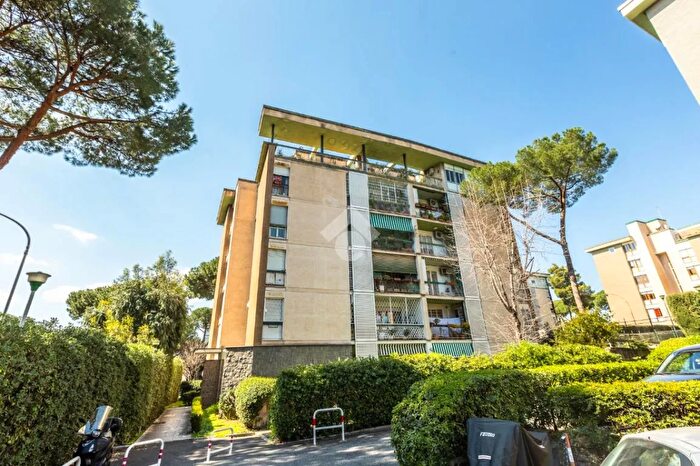 Appartamento quadrilocale in vendita in Viale Umanesimo, Roma