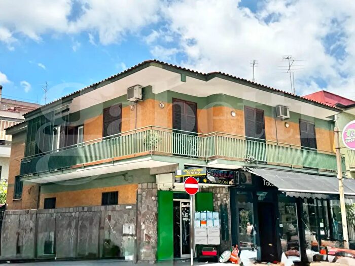Casa con 5 locali in vendita in Via Galilei, Arzano