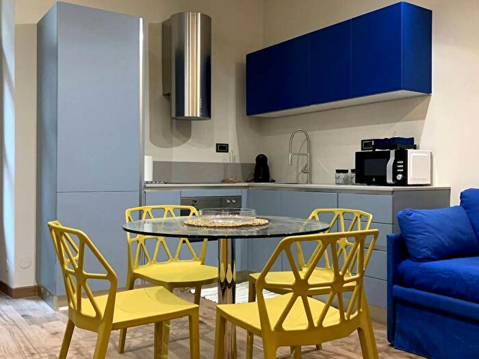 Appartamento monolocale in affitto in Via Giuseppe Barbaroux, Quadrilatero Romano, Torino