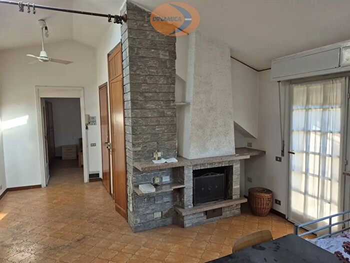 Appartamento bilocale in vendita in Via San Francesco d'Assisi, Brivio