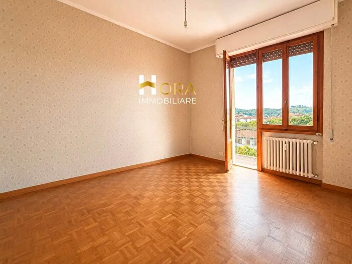 Appartamento quadrilocale in vendita in Piazza Bernardino Pio, Firenze
