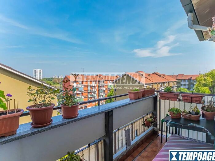 Appartamento trilocale in vendita in Via Concilio Vaticano II, Milano