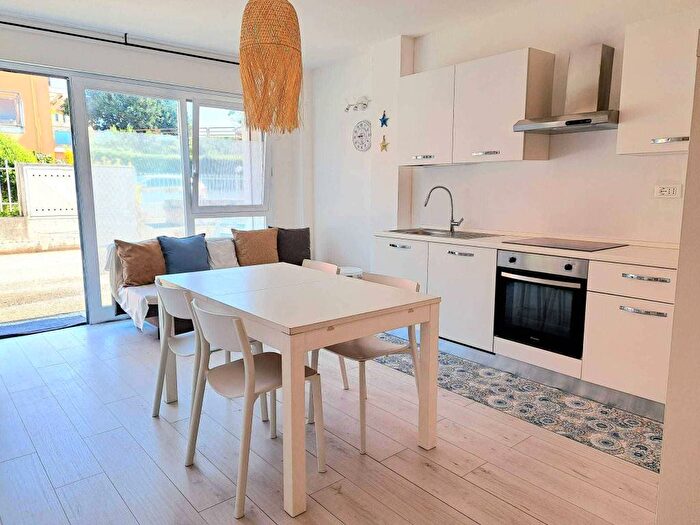 Appartamento trilocale in affitto in Via Trasbordo, Marina Di San Vito, San Vito Chietino