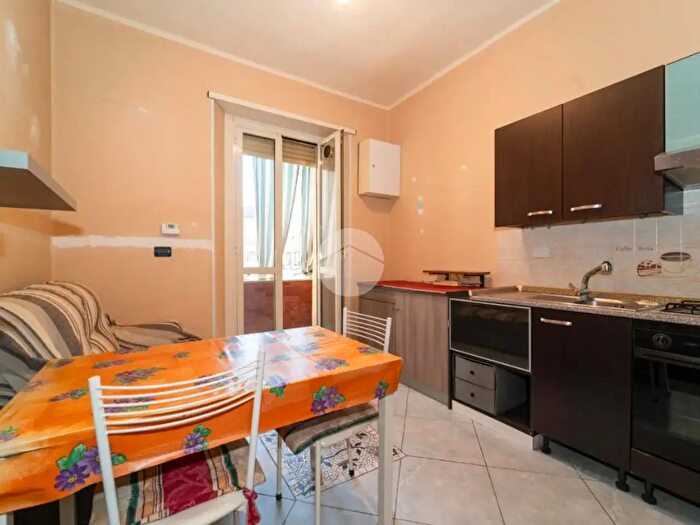 Appartamento bilocale in vendita in Via Palli, Torino