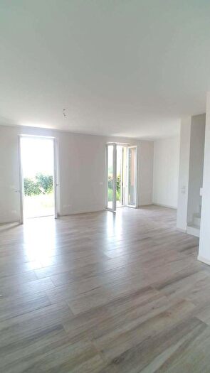 Casa con 5 locali in affitto in Torgiano