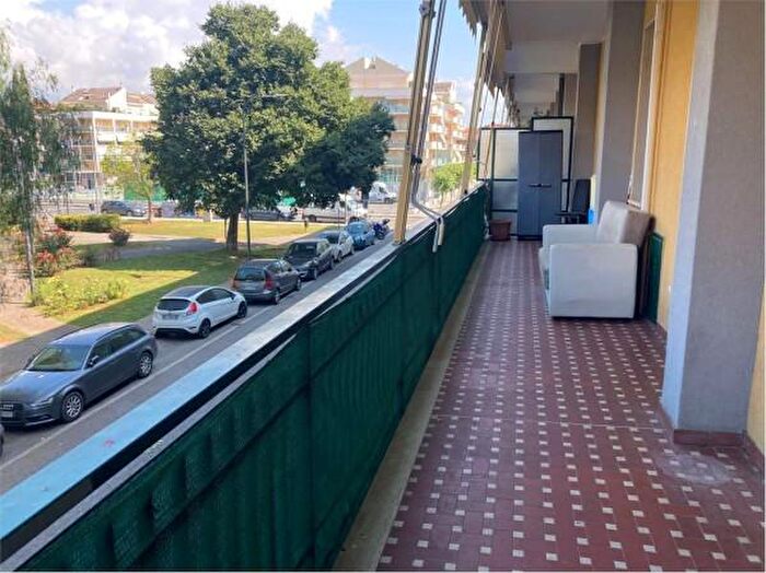 Appartamento trilocale in vendita in Piazza XX Settembre, Albenga