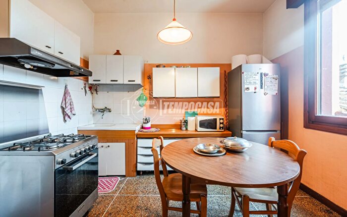 Appartamento trilocale in vendita in Via G Carducci, Castelfranco Emilia