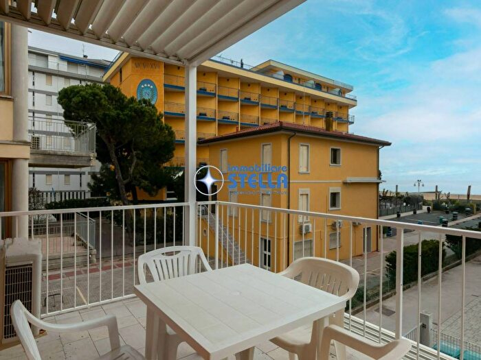 Appartamento trilocale in affitto in Via Andrea Bafile Accesso al Mare, Lido Centro Ovest, Jesolo