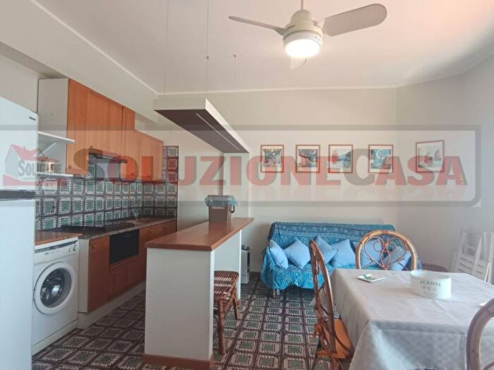 Appartamento bilocale in affitto in Via Lungomare, SantAlessio Siculo