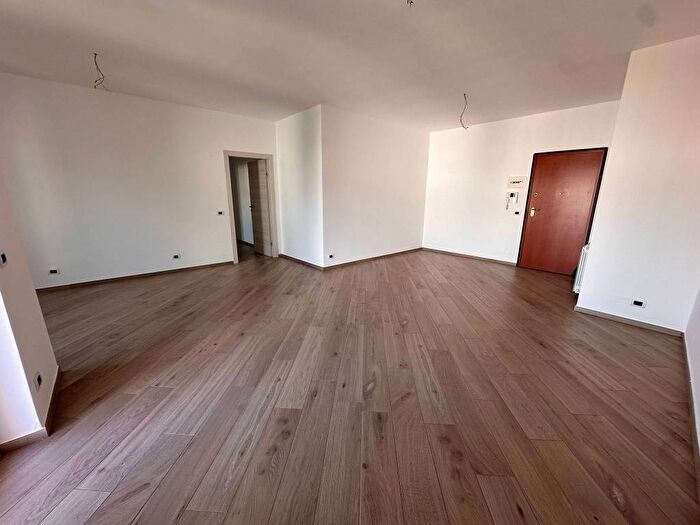 Appartamento quadrilocale in affitto in Via Colapesce, Garibaldi, Messina