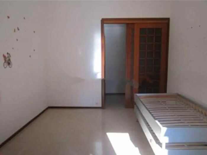 Appartamento con 5 locali in vendita in Via Rollino, Genova