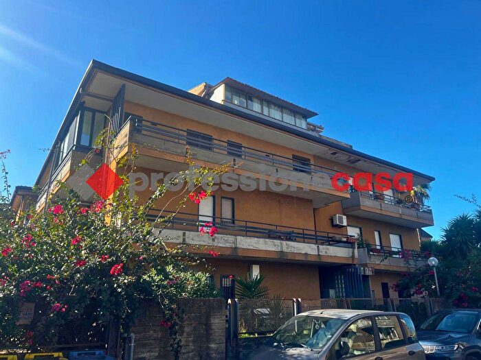 Appartamento trilocale in vendita in Via Badia a, Gravina Di Catania