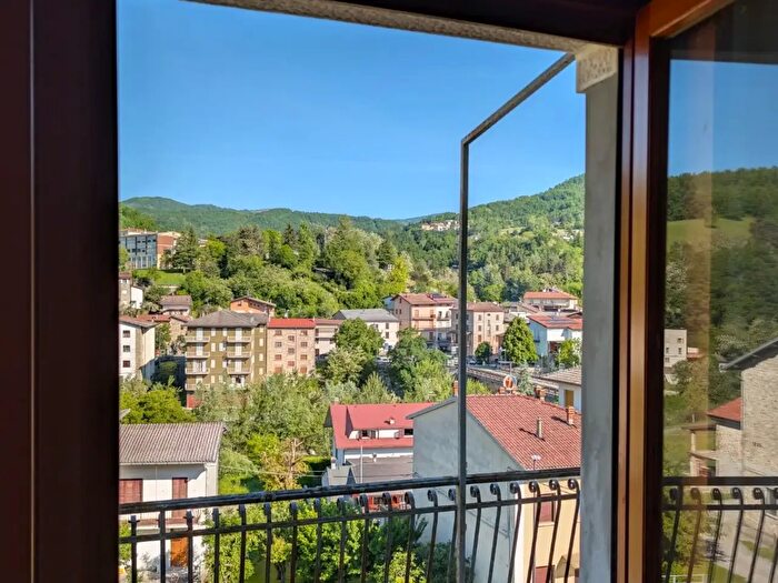 Appartamento trilocale in vendita in Via Isola Bellai, Ferriere