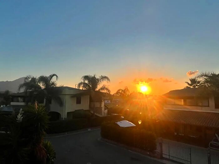 Casa trilocale in vendita in Contrada Pistavecchia Snc, Campofelice Di Roccella