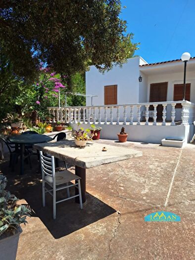 Casa quadrilocale in vendita in Contrada Ulmo, Ceglie Messapica