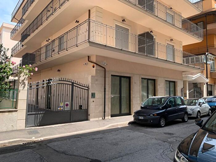 Appartamento bilocale in affitto in Via Gioacchino Rossini, Centro, Cassino