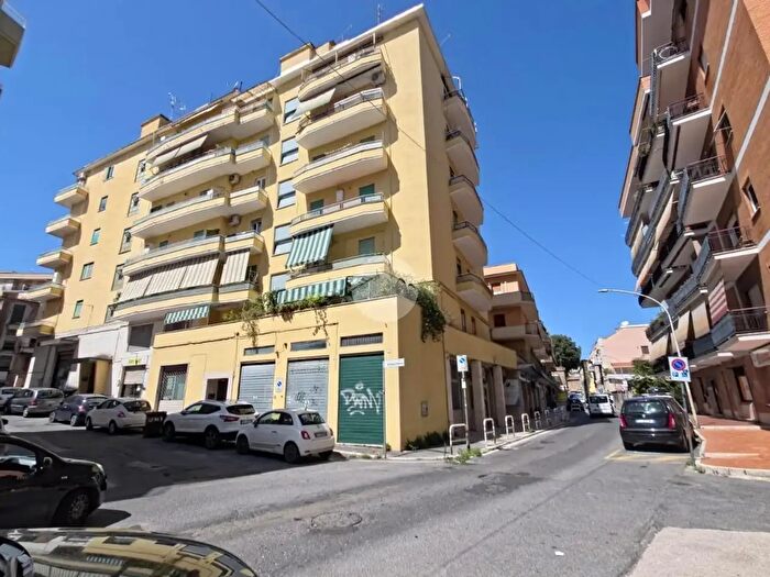 Appartamento trilocale in vendita in Vicolo Empolitana, Tivoli