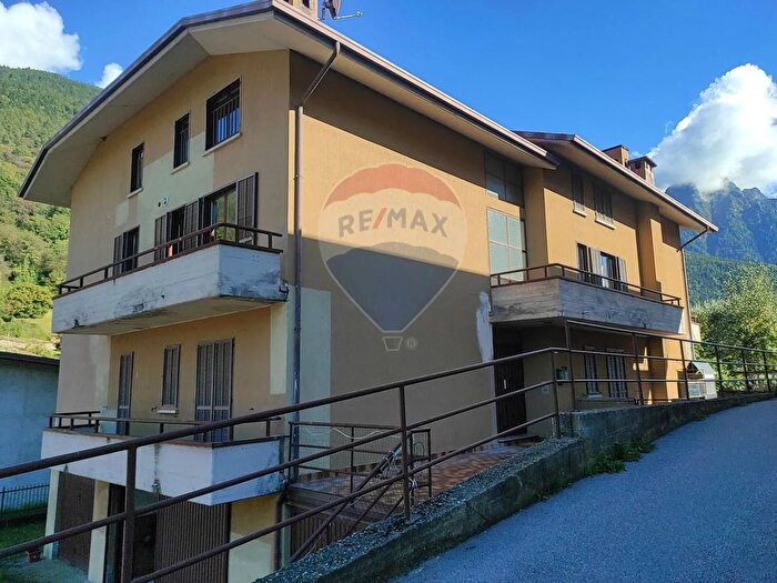 Appartamento trilocale in vendita in Paspardo