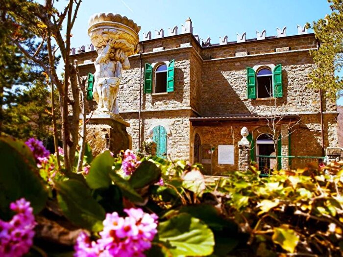 Appartamento con 6 locali in affitto in Via Guglielmo Marconi, Granaglione, Alto Reno Terme