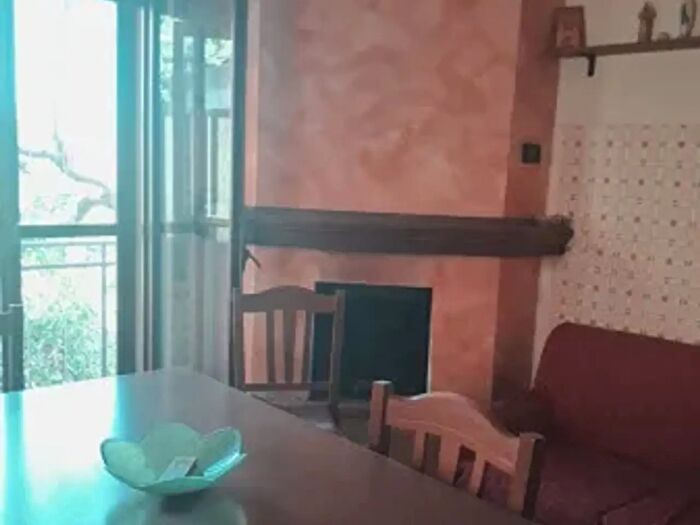 Casa trilocale in vendita in Via Asiago, Stilo